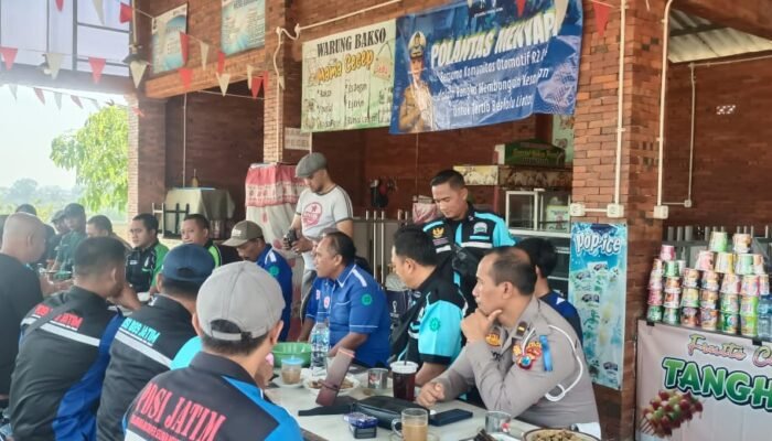 Satlantas Polres Mojokerto Gandeng PDSI Kampanyekan Tertib Lalu Lintas