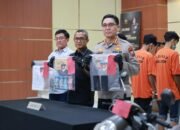 Polda Jatim Amankan Dua Oknum Aktivis Mahasiswa Terduga Pelaku Pemerasan Kadisdik