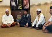 Mantan Walikota Probolinggo Berduka, dr. Aminuddin Takziah ke Rumah Duka
