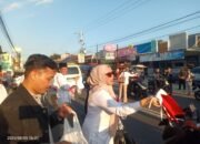 Sambut HUT ke – 80 RI, DPC Partai Gerindra Kabupaten Blitar Bagikan Bendera Merah Putih ke Masyarakat