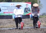 Santri dan Polri Bersatu, Tebuireng Jadi Titik Sentral Tanam Jagung Serentak se-Jatim