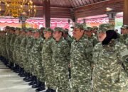Bupati Mojokerto Lepas 62 Pejabat Ikuti Retreat, TNI Hadirkan Nilai Disiplin dan Kekompakan