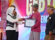 Gebyar Lansia 2025: Semangat Tak Pernah Pensiun, Lansia Mojokerto Meriahkan HUT ke-80 RI