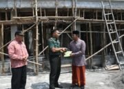 Wujud Kepedulian TNI, Mushola Nurul Fatah Trowulan Terima Bantuan Pembangunan