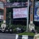 Spanduk Sindir Polisi Bertebaran di Denpasar, Usai Tewasnya Demontrasi Ojol di Jakarta