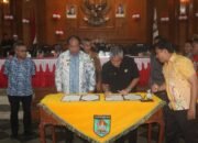 Rapat Paripurna DPRD untuk Penandatanganan Nota Kesepakatan APBD 2025 di Hadiri Bupati Asahan
