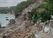 Pembongkaran Bangunan Ilegal Pantai Bingin Optimistis Kelar Pertengahan September