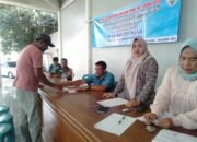 “BLT – DD TriWulan Tiga Bergulir, 42 KPM Desa Kalitengah Terbantu”