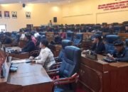 Gegera ADD Dipangkas, Puluhan Kepala Desa di Kintamani Datangi Kantor DPRD Bangli 