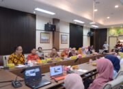 Wakil Bupati Gresik Tekankan SOP Dalam Pengelolaan RSUD Ibnu Sina sebagai Rumah Sakit Pendidikan