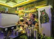 One Deck Gastropub, Destinasi Hangout 24 Jam dengan Hiburan Tematik dan Menu Lezat di Surabaya