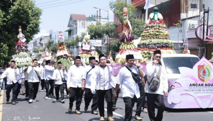 Jember Ukir Sejarah, Ratusan Ancak Agung Masuk Rekor MURI