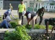 World Cleanup Day, Kodim 0815 Bareng Warga Kompak Gotong Royong Bersihkan Kota
