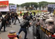 Polresta Malang Kota Gelar Simulasi Sispamkota, Libatkan Ribuan Personel dan Elemen Masyarakat