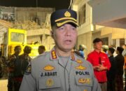 Polda Jatim Bantu Evakuasi Korban Runtuhnya Bangunan Pesantren di Sidoarjo