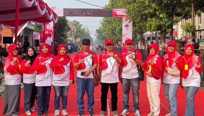 Disdikbud Kota Mojokerto Gelar Lomba Gerak Jalan Pelajar Meriahkan HUT ke-80 RI