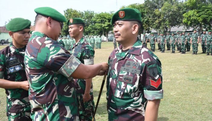 Momentum 1 Oktober, Puluhan Personel Kodim 0815 Mojokerto Terima Kenaikan Pangkat