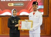 Ning Ita Apresiasi Dedikasi Paskibraka Kota Mojokerto 2025 dalam Pembentukan Generasi Tangguh