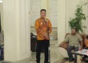Wakil Bupati Asahan Serahkan 4900 Kartu BPJS Ketenagakerjaan di Aula PT BSP Kisaran