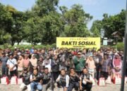 Social Riding TNI-Polri dan DBK Kediri Raya, Bagikan Paket Sembako untuk Warga Kandat