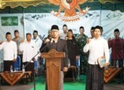 Pimpin Apel Hari Santri di Kelurahan Pakunden, Gus Qowim: Santri Harus Jadi Penjaga Nilai dan Teladan di Era Digital