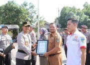 Kapolres Kediri AKBP.Bramastyo Priaji Beri Penghargaan kepada Masyarakat Yang Membantu Tugas Polri & Personel Yang Berprestasi