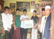 Atap Rumah Warga Jagalan Rusak Wakil Wali Kota Kediri Serahkan Bantuan Bedah Rumah dari Baznas