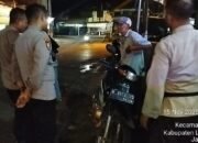 Seorang Kakek Terlantar di Antar Anggota Polsek Babat Bertemu Keluarganya