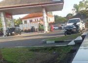 Konsumen Jerigen Mbludak, Surat Rekomendasi Jadi “Tiket” Kuras Pertalite di SPBU Mandung