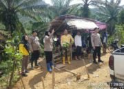 Polsek Na IX-X Bersama Wakil Bupati Tinjau Lokasi Luapan Sungai Hatapang, Pastikan Warga Aman