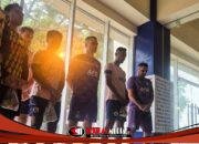 Pemain Persik Doa Bersama di Gate 13 Stadion Kanjuruhan Malang