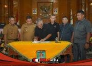 Wakil Bupati Asahan Hadiri Rapat Paripurna DPRD Pengambilan Keputusan 4 Ranperda