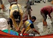 Perbaikan Tutup Bak Kontrol di Jalan Veteran, Akses Lalu Lintas Kembali Aman