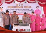 Kunker ke Polsek Plosoklaten, Kapolres Kediri AKBP.Bramastyo Priaji Resmikan Revitalisasi Musholla Al-Firdhausi
