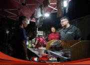 Mas Dhito Kulineran Malam di Pasar Wates