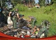 TNI Bersama Forkopimda Bersihkan Sampah Liar, Wujudkan Mojokerto Lebih Sehat