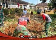 Satgas TMMD ke 127 Kodim 0827/Sumenep Bantu Penggalian Pembuatan MWK di Masjid Baiturrahman Desa Mandala
