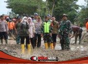 Tanggul Sungai Tuntang dan Cabean Jebol, Ratusan KK di Demak Terdampak Banjir