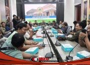 Jumpa Pers, DPRD Gresik Berharap Tiga Ranperda Hasil Finalisasi Gubernur Berdampak Bagi Masyarakat
