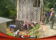 Rapikan Pondasi MWK Masjid Baiturrahman, Satgas TMMD Pastikan Adukan Mengikat Kuat