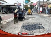 Jelang Mudik Lebaran, Mas Dhito Minta PUPR Gerak Cepat Penanganan Jalan Lubang