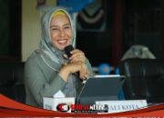 Lewat Budaya RT Berseri, Ning Ita Dorong Warga Mojokerto Biasakan Pilah Sampah dari Rumah