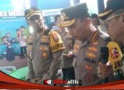 Kapolri Tinjau Pos Pelayanan Lebaran di Terminal Purabaya Bungurasih