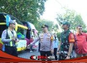 Kapolres dan Forkopimda Gresik Lepas 750 Pemudik, 15 Bus Mudik Gratis Diberangkatkan