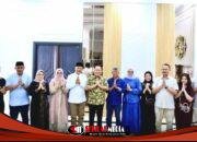 Wakil Gubernur Sumatera Selatan Cik Ujang Buka Pintu Silaturahmi Open House Di Rumah Pribadinya Bertempat Di Kota Lahat