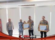 Polresta Sidoarjo Raih Penghargaan Pelayanan Sangat Baik dari Ombudsman RI