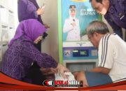 Mbak Wali Tinjau Penyaluran Program ATM Beras, Pastikan Bantuan Tepat Sasaran untuk Warga