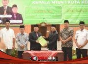 Sertijab Kepala MTsN 1 Kota Kediri, Gus Qowim Dorong Inovasi Pendidikan