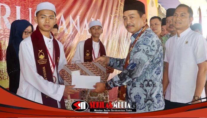 Penuh Haru dan Khidmat, Puluhan Santri Darul Gur’an Al Madani Resmi Sandang Predikat Hafizh