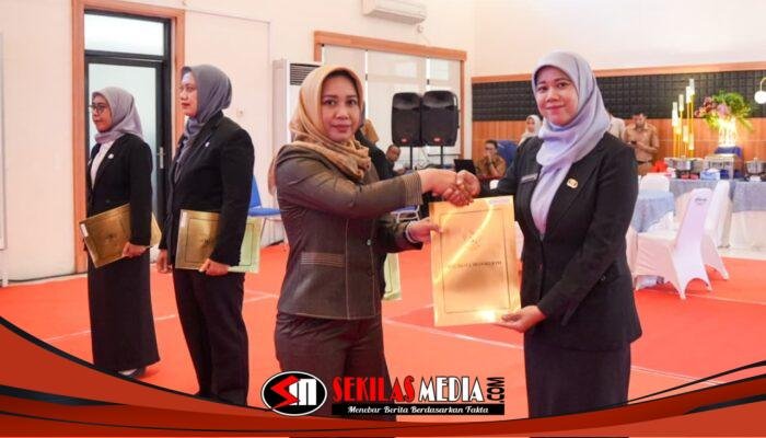Lantik 6 Kepala Puskesmas, Ning Ita Tegaskan Layanan Kesehatan Tetap Prima di Tengah Keterbatasan Fiskal